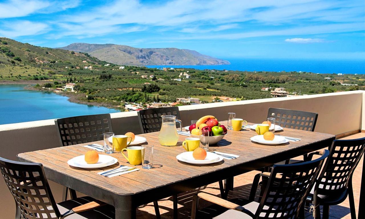 Du Lac Villas Kournas Exterior photo