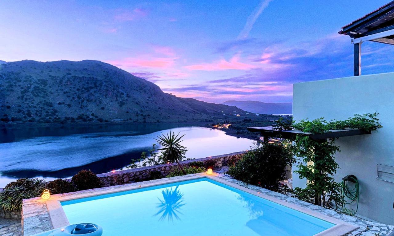 Du Lac Villas Kournas Exterior photo
